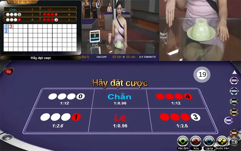Trải nghiệm xóc đĩa online FIVE88 với dealer thật qua livestreamDealer livestream xóc đĩa online chất lượng cao tại FIVE88